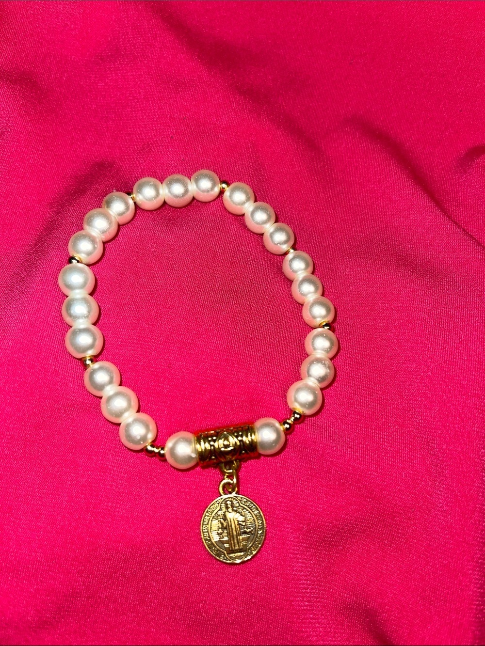 Gold-Accented Pearl Bracelet with Coin Charm - White/Gold - Picture 2 of 2